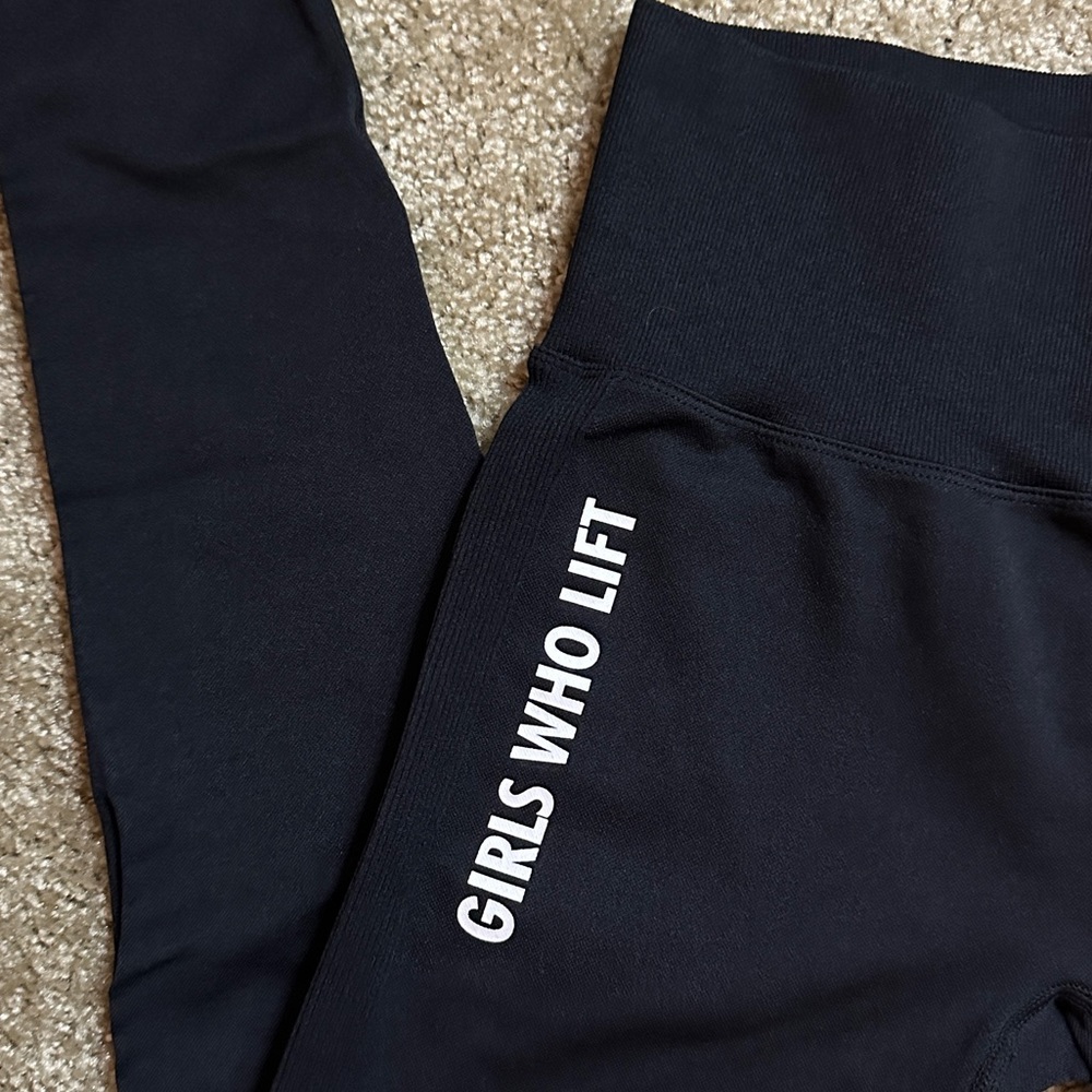 High-Waist Black Workout Leggings - Picture 2 of 8